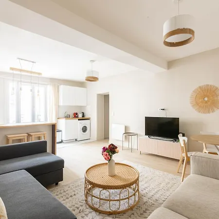 Luxurious 1 Bedroom Quartier De La Bastille Free Netflix דירה