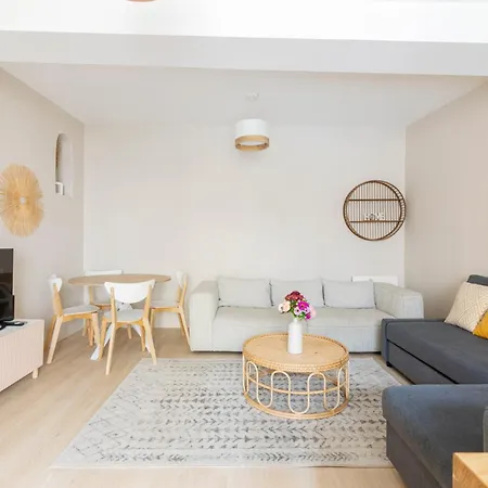 Luxurious 1 Bedroom Quartier De La Bastille Free Netflix *