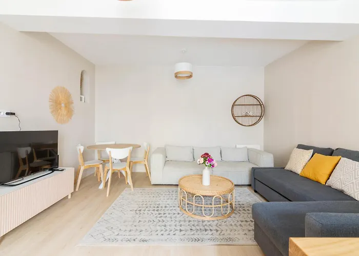 Luxurious 1 Bedroom Quartier De La Bastille Free Netflix *